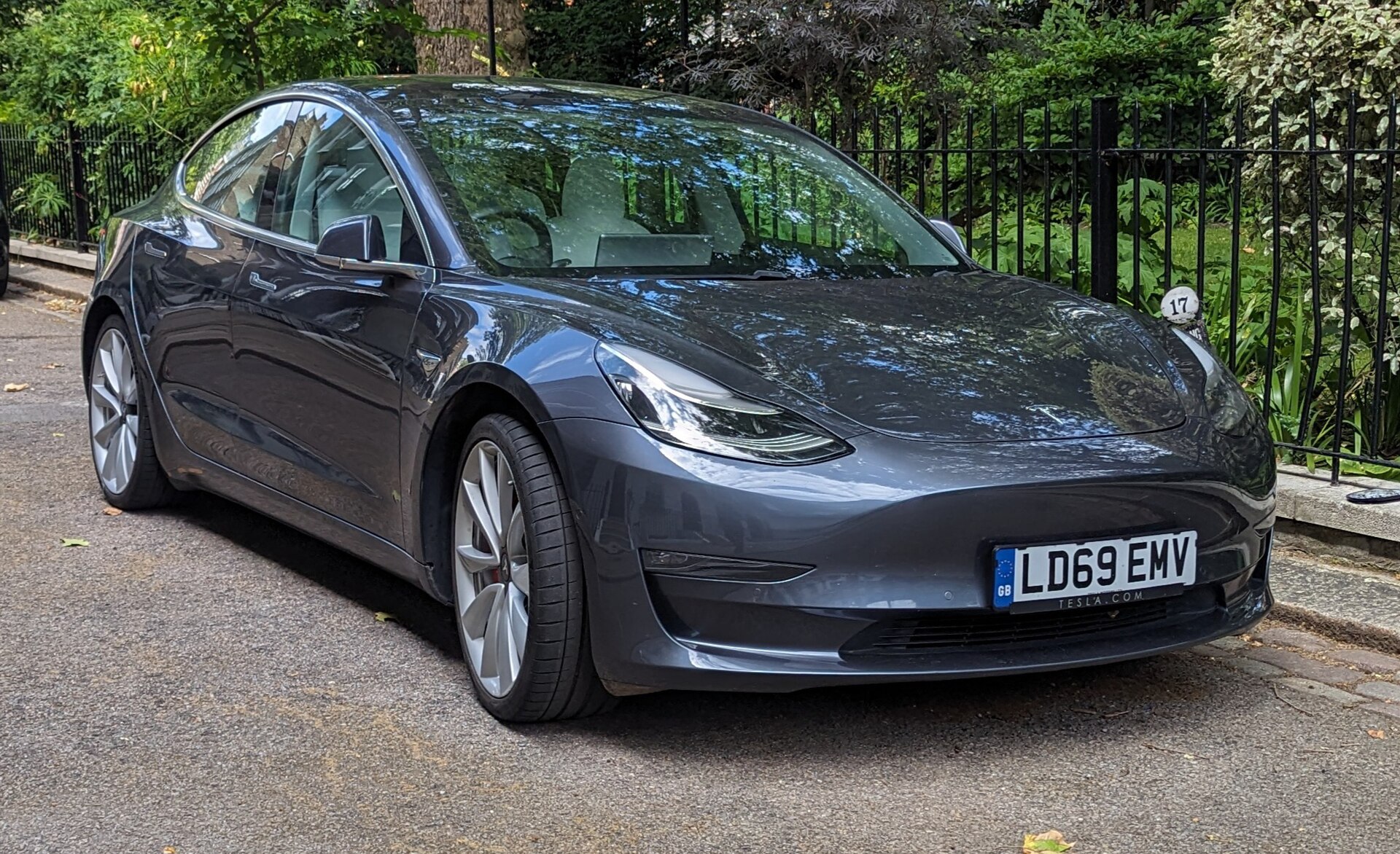 2024 Tesla Model 3 Long Range, photo 1